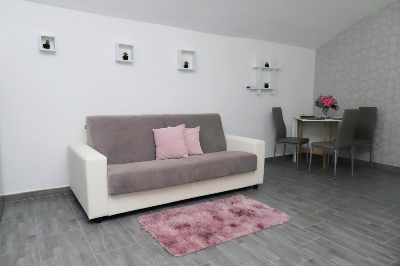 Suite Nicolai 165 Bari Exterior photo