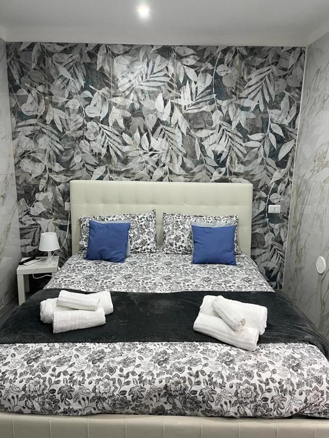 Suite Nicolai 165 Bari Exterior photo
